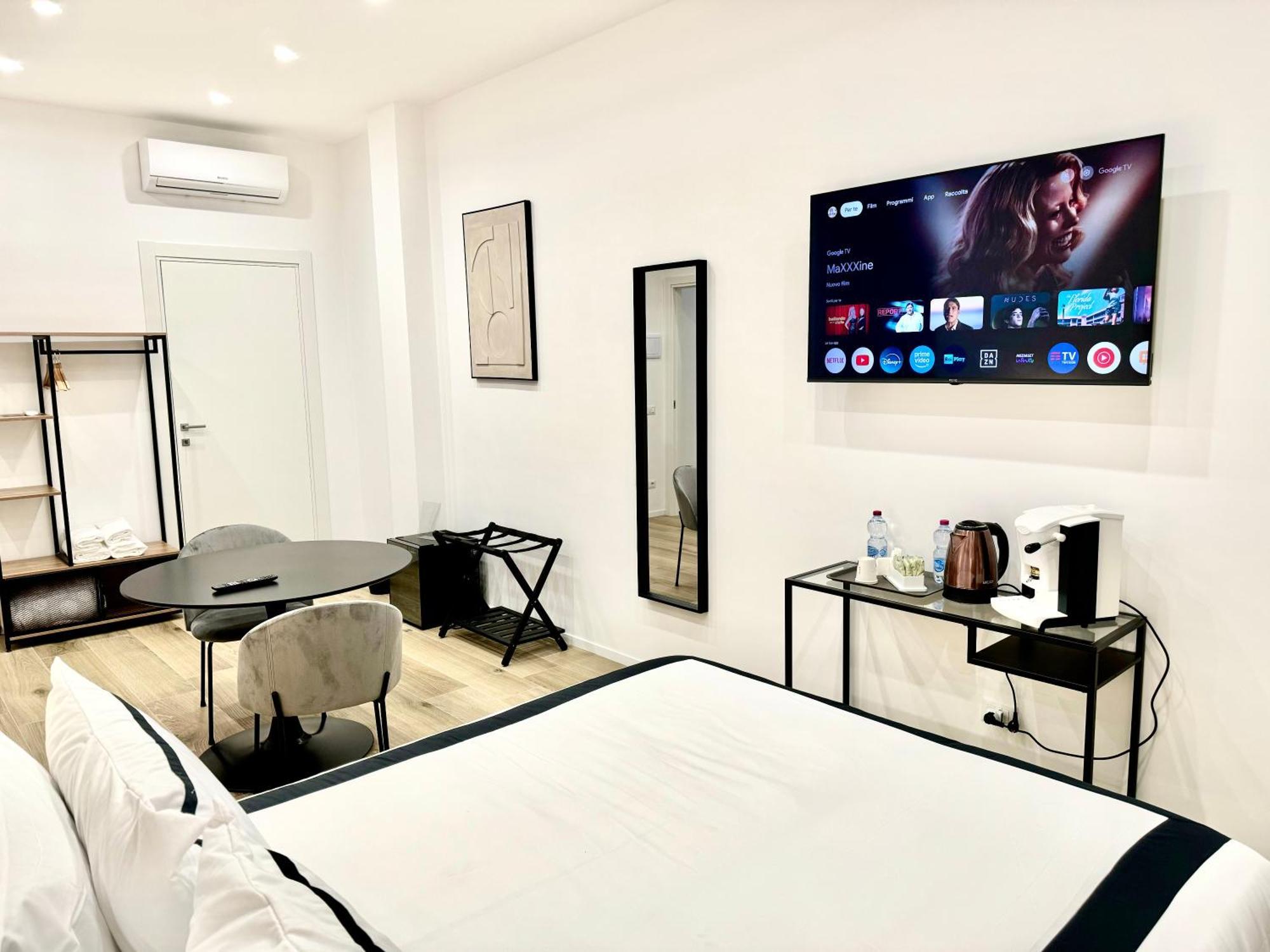 Dimora Fralu Hotel Bari Bagian luar foto