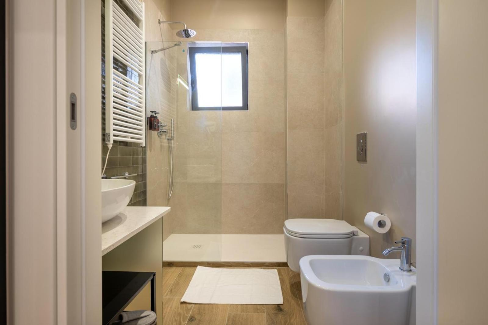 Dimora Fralu Hotel Bari Bagian luar foto