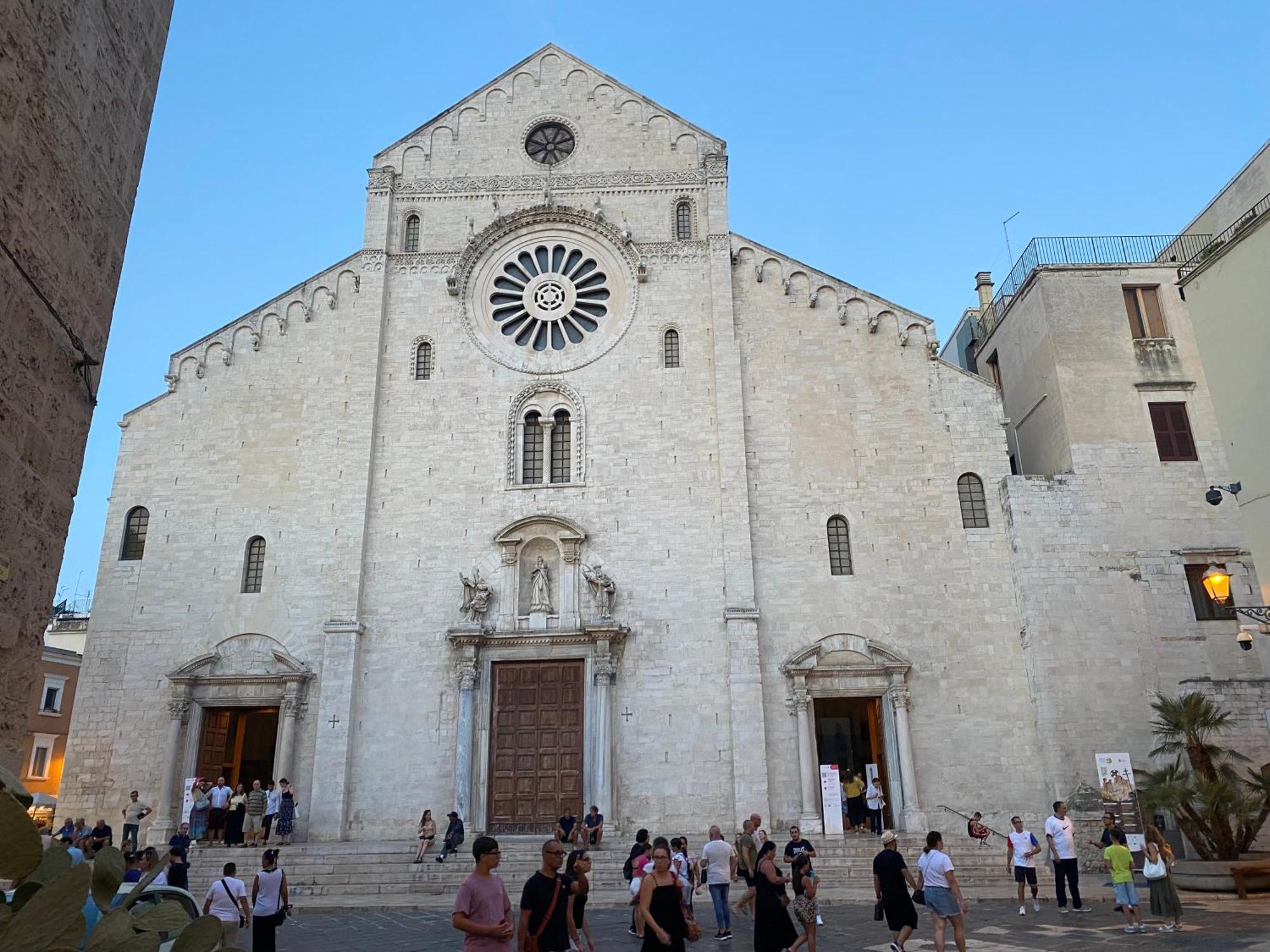 Dimora Fralu Hotel Bari Bagian luar foto