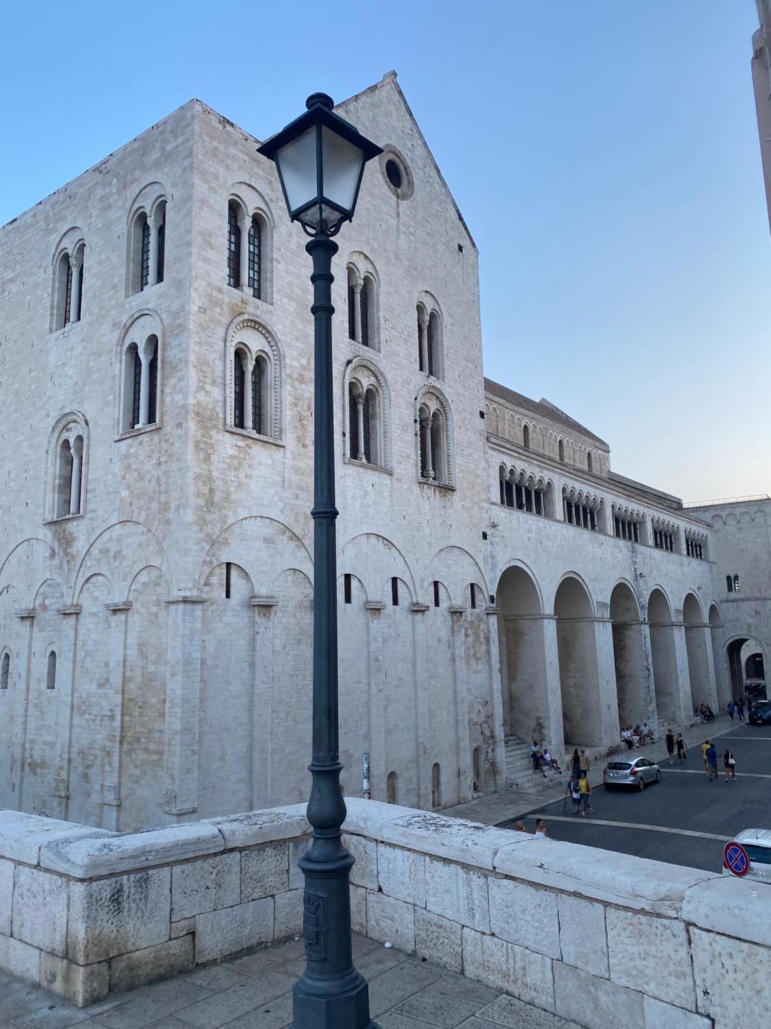 Dimora Fralu Hotel Bari Bagian luar foto